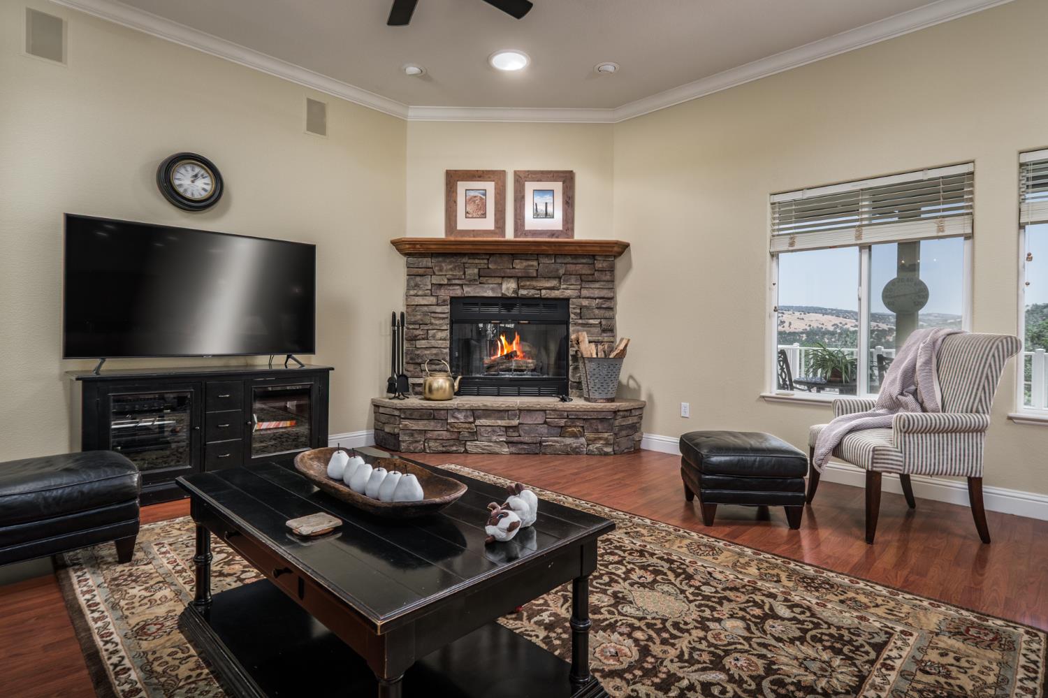 Detail Gallery Image 11 of 58 For 9929 Key Ct, Browns Valley,  CA 95918 - 3 Beds | 2 Baths
