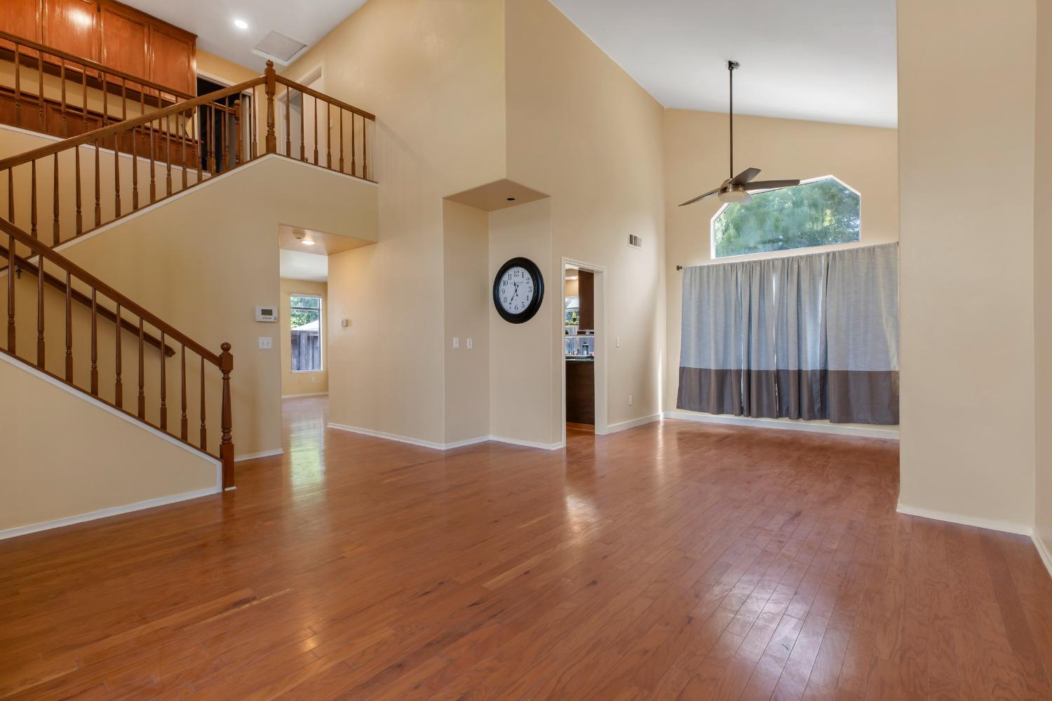 Detail Gallery Image 7 of 28 For 3843 Steve Lillie Cir, Stockton,  CA 95206 - 4 Beds | 2/1 Baths