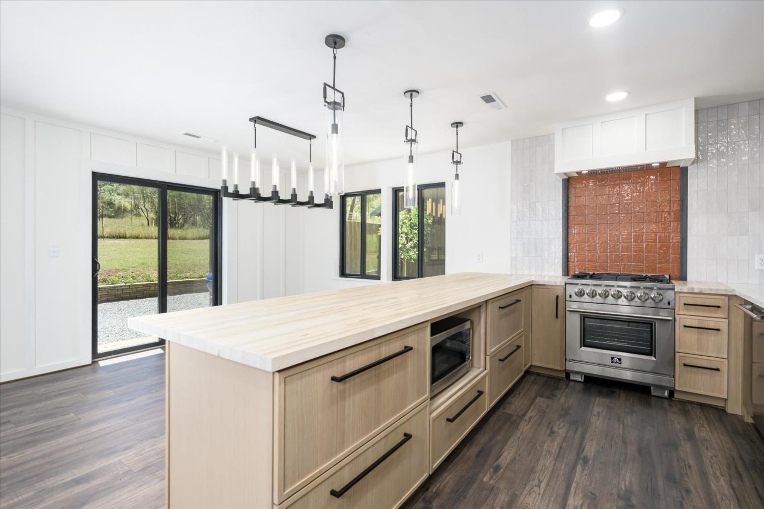 Detail Gallery Image 12 of 57 For 13885 Wilma Ct, Fiddletown,  CA 95629 - 2 Beds | 2 Baths