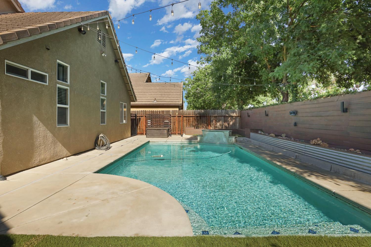 Detail Gallery Image 33 of 37 For 1022 Kirksey, Turlock,  CA 95382 - 3 Beds | 2 Baths