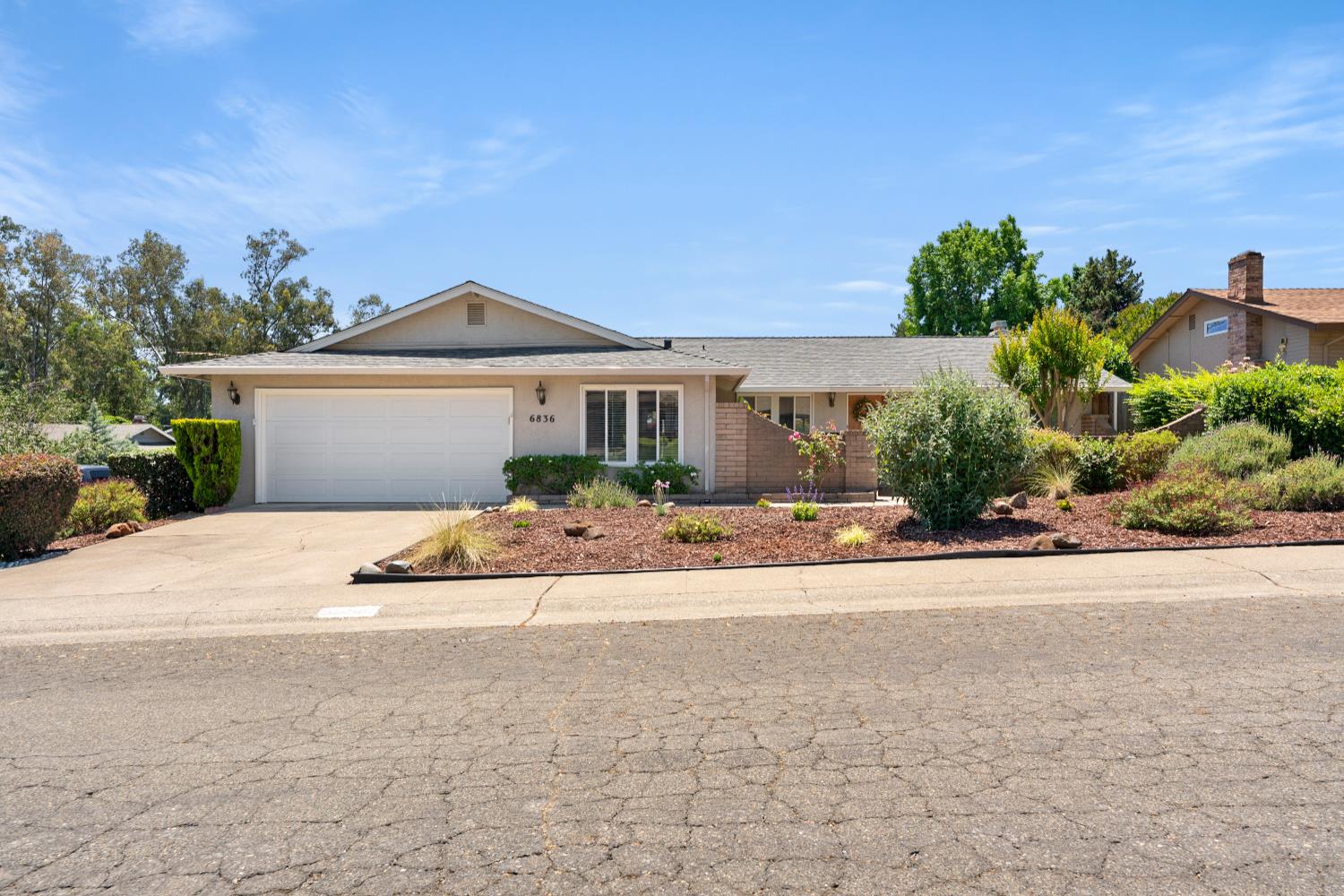 Detail Gallery Image 43 of 47 For 6836 Westmore Way, Carmichael,  CA 95608 - 4 Beds | 2 Baths