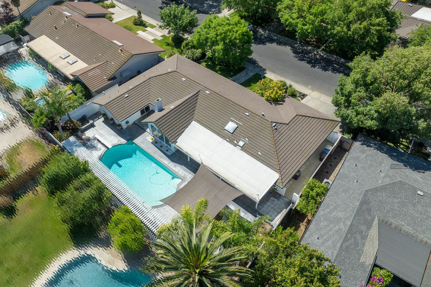 Detail Gallery Image 2 of 99 For 501 Hamden Ln, Modesto,  CA 95350 - 4 Beds | 3 Baths