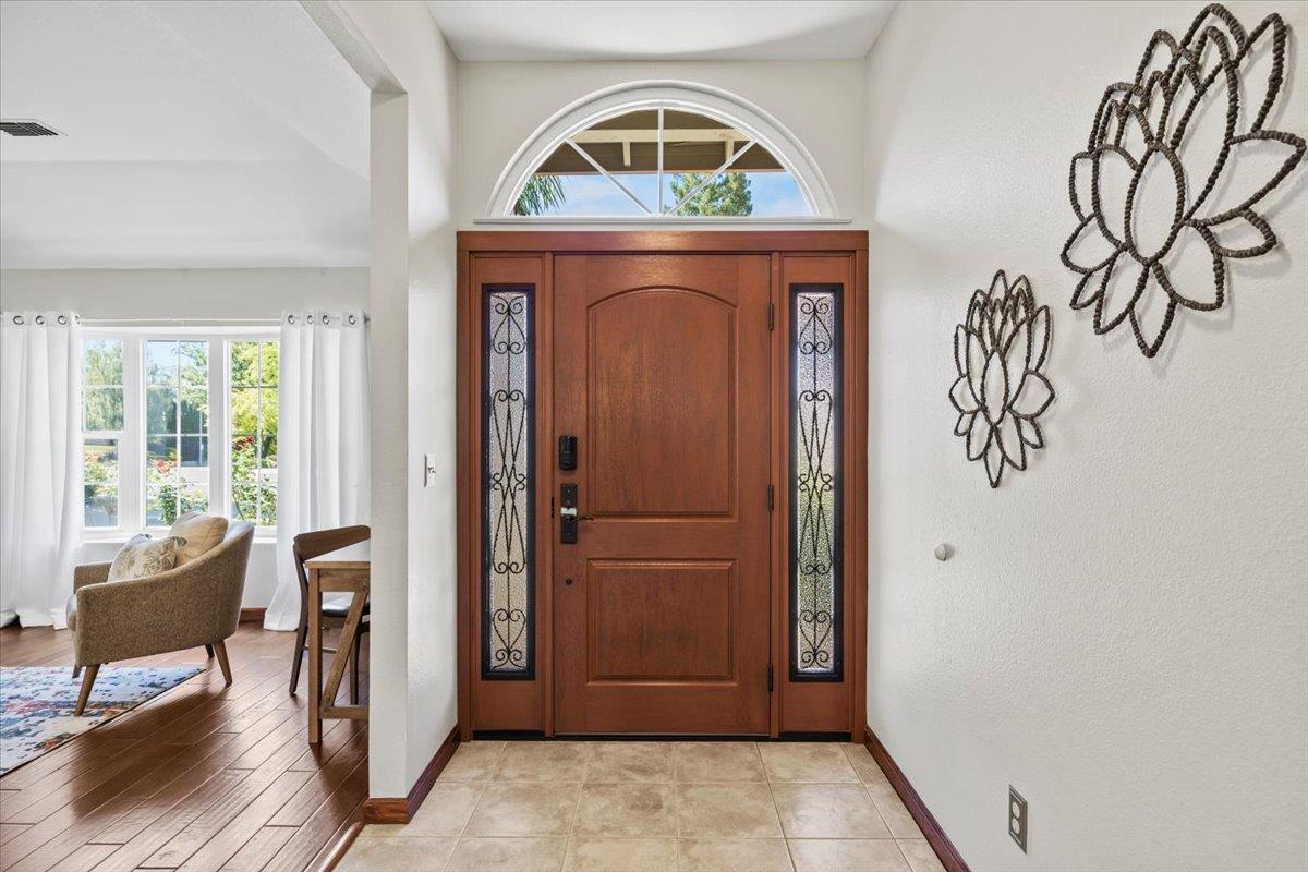 Detail Gallery Image 29 of 35 For 2323 Thistle Down Dr, Roseville,  CA 95661 - 4 Beds | 3 Baths