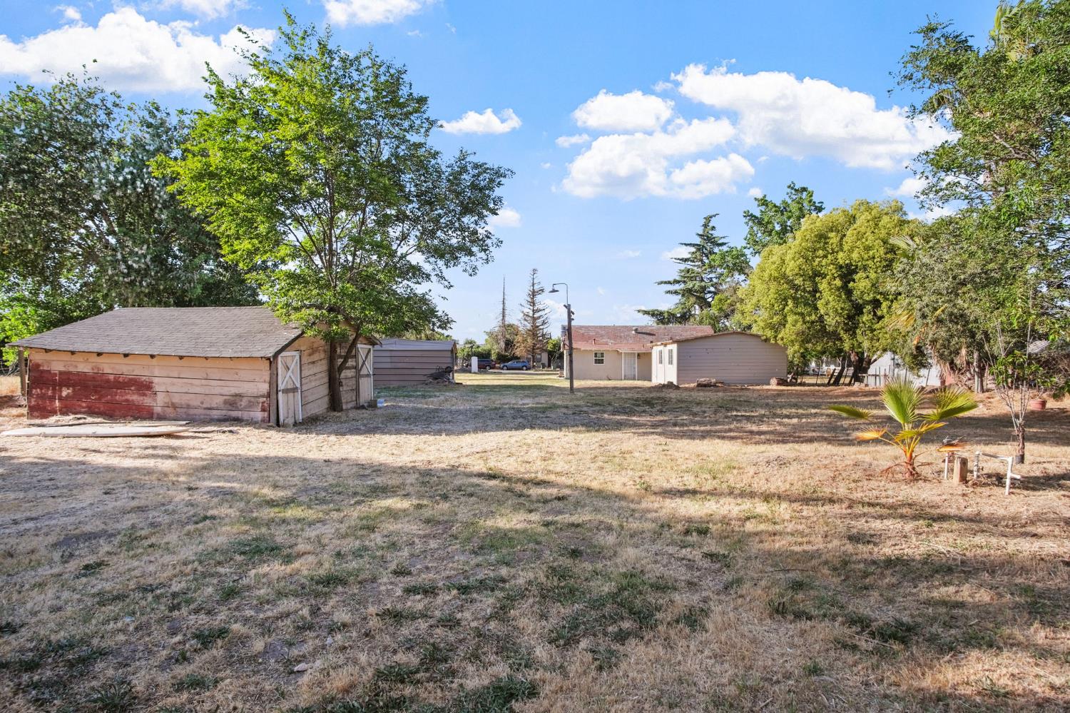 Detail Gallery Image 27 of 45 For 700 N Montana Ave, Turlock,  CA 95380 - 2 Beds | 1 Baths