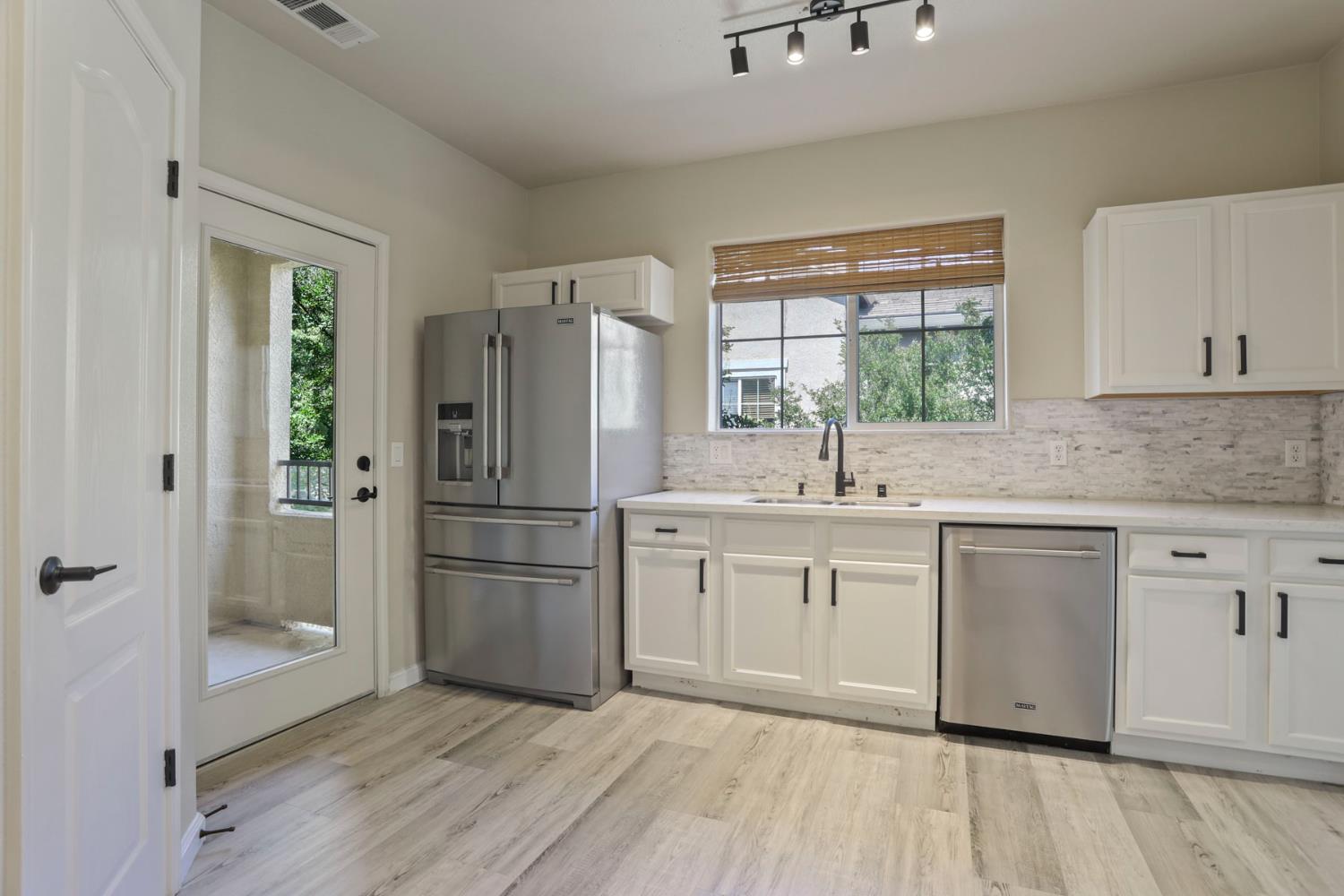 Detail Gallery Image 22 of 42 For 2487 Torino, West Sacramento,  CA 95619 - 2 Beds | 2 Baths