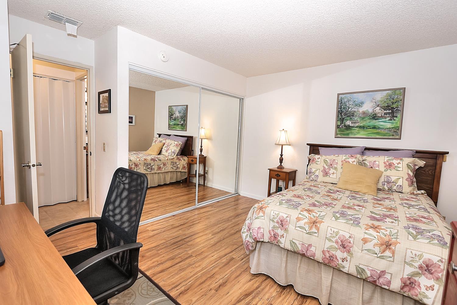 Detail Gallery Image 21 of 36 For 7043 Rancho Mirage Ct, Citrus Heights,  CA 95621 - 2 Beds | 2 Baths