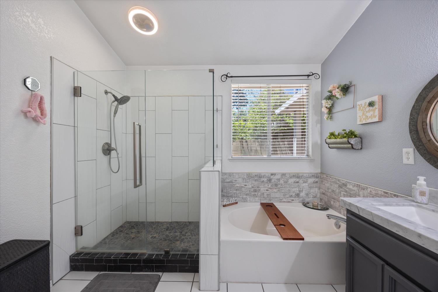 Detail Gallery Image 23 of 31 For 8345 Clear Corrie Ct, Antelope,  CA 95843 - 4 Beds | 2 Baths