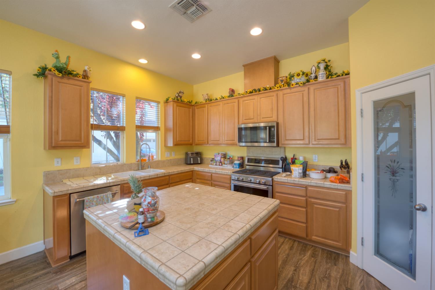 Detail Gallery Image 11 of 30 For 9337 Vintner Cir, Patterson,  CA 95363 - 3 Beds | 2 Baths