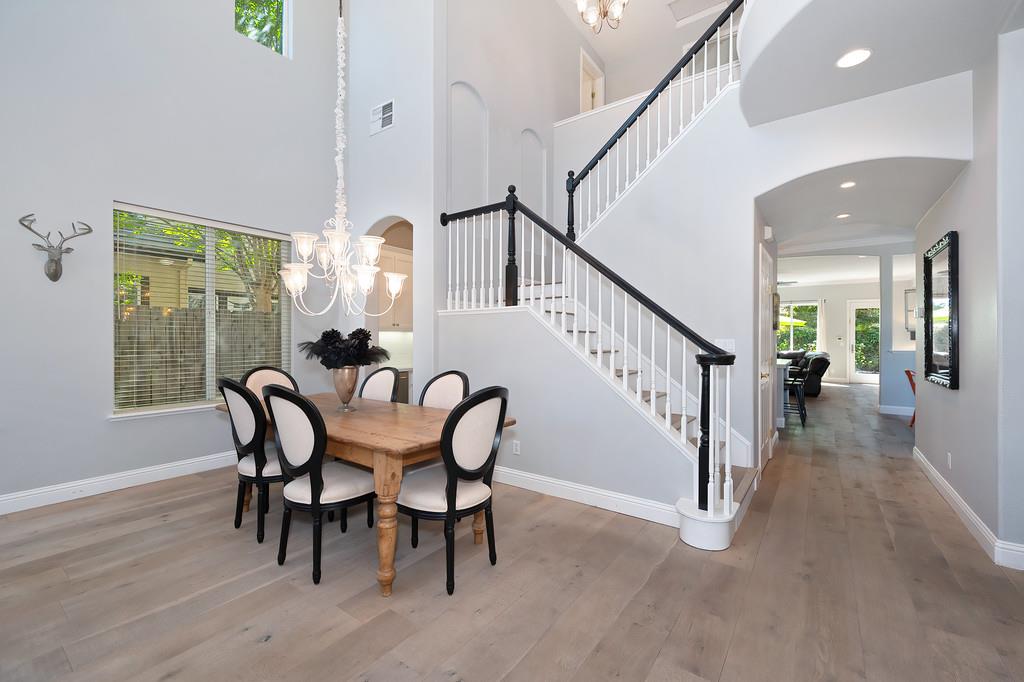 Detail Gallery Image 6 of 57 For 1013 Sandwick Way, Folsom,  CA 95630 - 4 Beds | 4 Baths