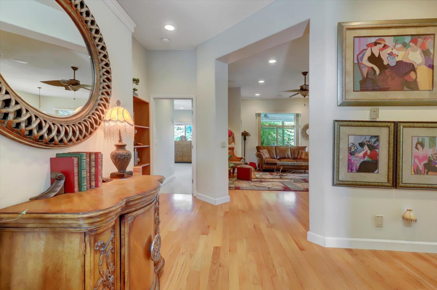 Detail Gallery Image 4 of 98 For 23158 Lone Pine Dr, Auburn,  CA 95602 - 4 Beds | 4 Baths