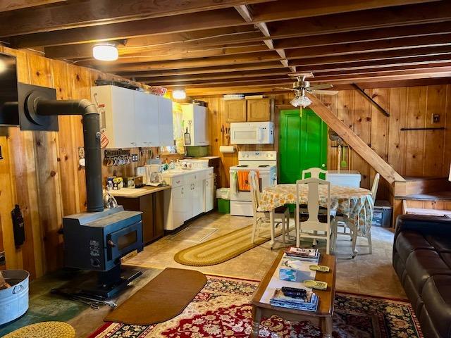 Detail Gallery Image 8 of 29 For 32 Clark Station, Sierra City,  CA 96125 - 2 Beds | 1 Baths