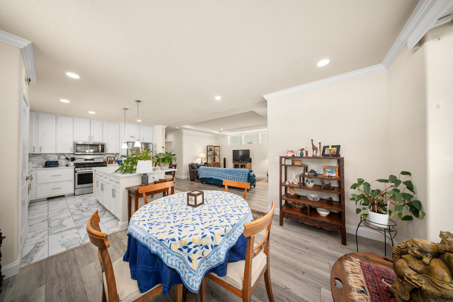 Detail Gallery Image 10 of 42 For 2681 Cameron Park Dr 156, Cameron Park,  CA 95682 - 3 Beds | 2 Baths