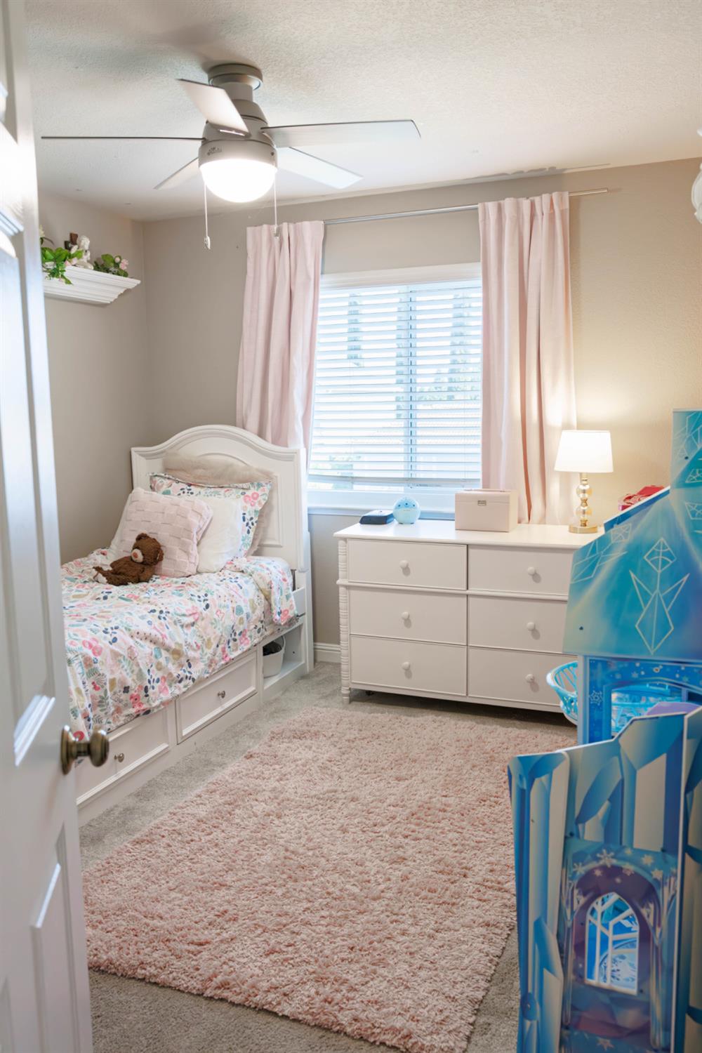 Detail Gallery Image 22 of 32 For 1434 Long Creek Way, Roseville,  CA 95747 - 3 Beds | 2/1 Baths