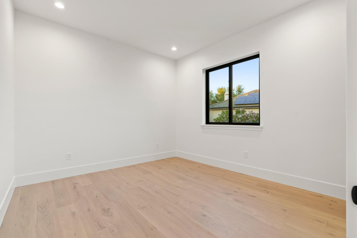 Detail Gallery Image 49 of 89 For 5859 Granite Hills Dr, Granite Bay,  CA 95746 - 5 Beds | 4/2 Baths