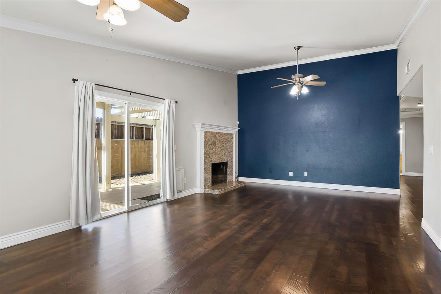 Detail Gallery Image 7 of 33 For 3461 Birch Tree Way, Sacramento,  CA 95826 - 4 Beds | 2 Baths