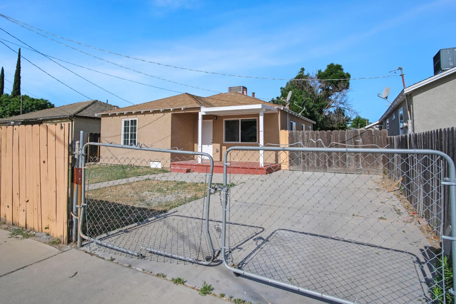 Detail Gallery Image 32 of 47 For 800 Flower St, Turlock,  CA 95380 - – Beds | – Baths