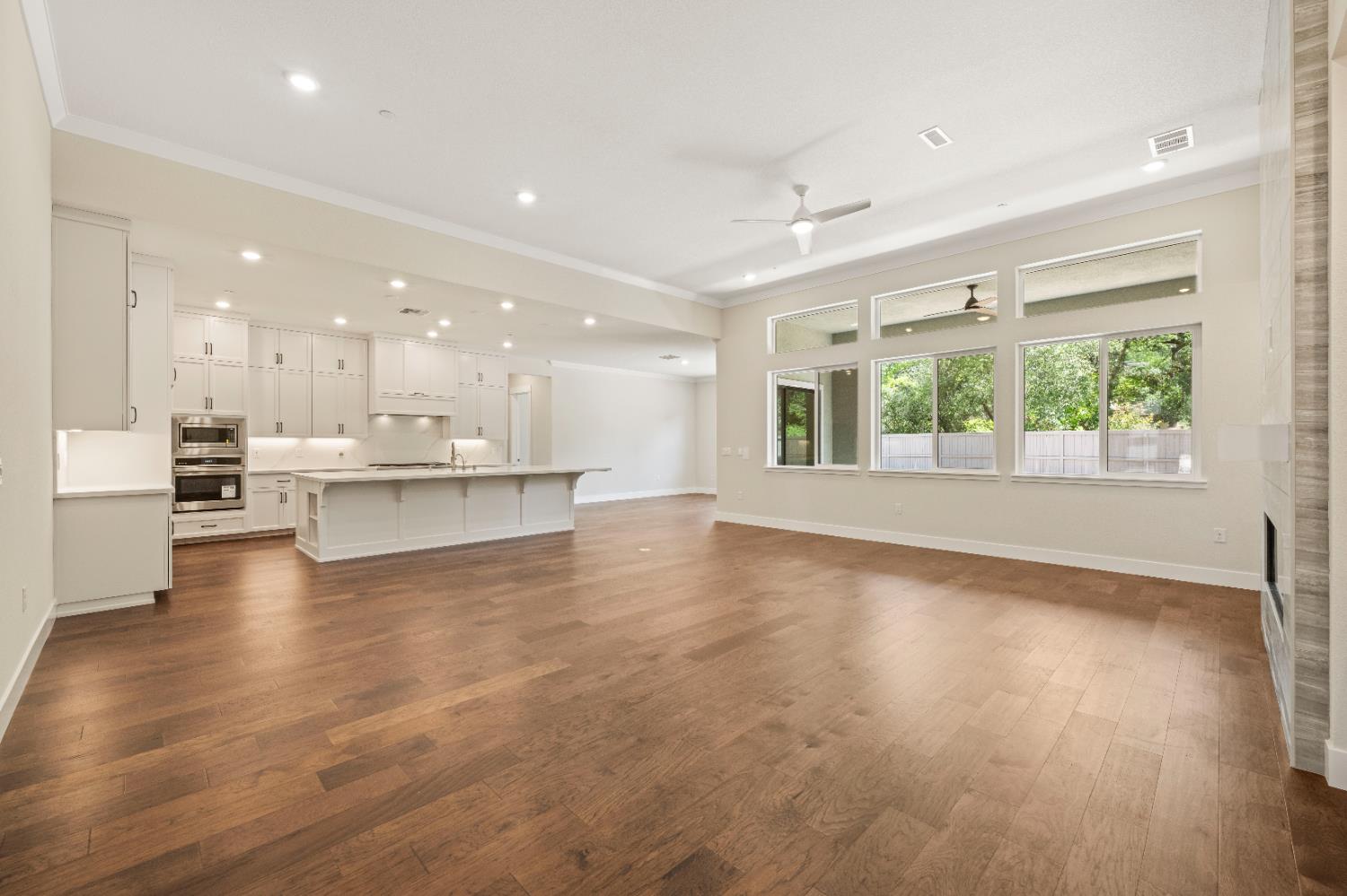 Detail Gallery Image 6 of 47 For 4901 W Hidden Crossing Cir, Granite Bay,  CA 95746 - 3 Beds | 2/1 Baths