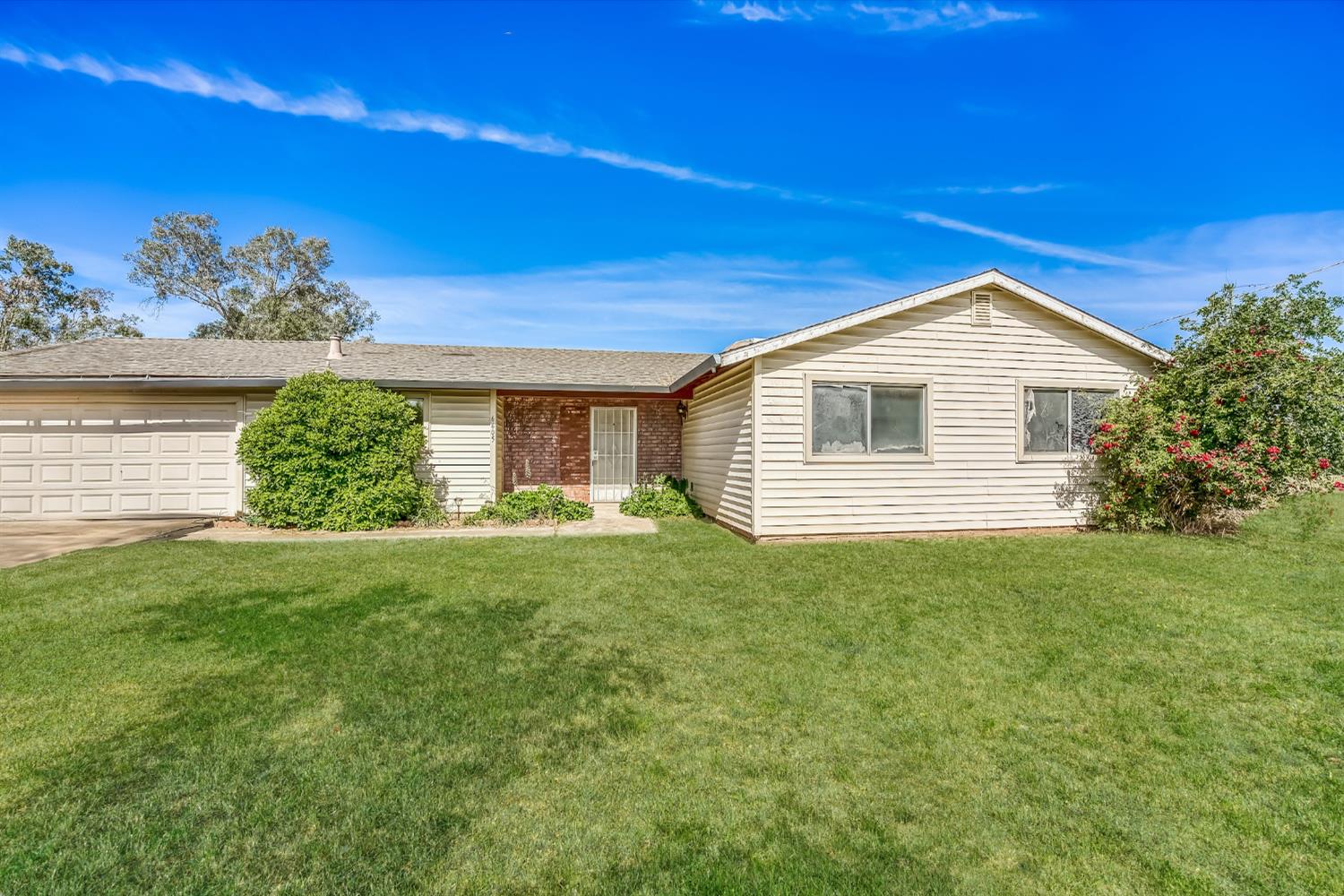 Detail Gallery Image 1 of 47 For 6605 22 St, Rio Linda,  CA 95673 - 4 Beds | 2 Baths