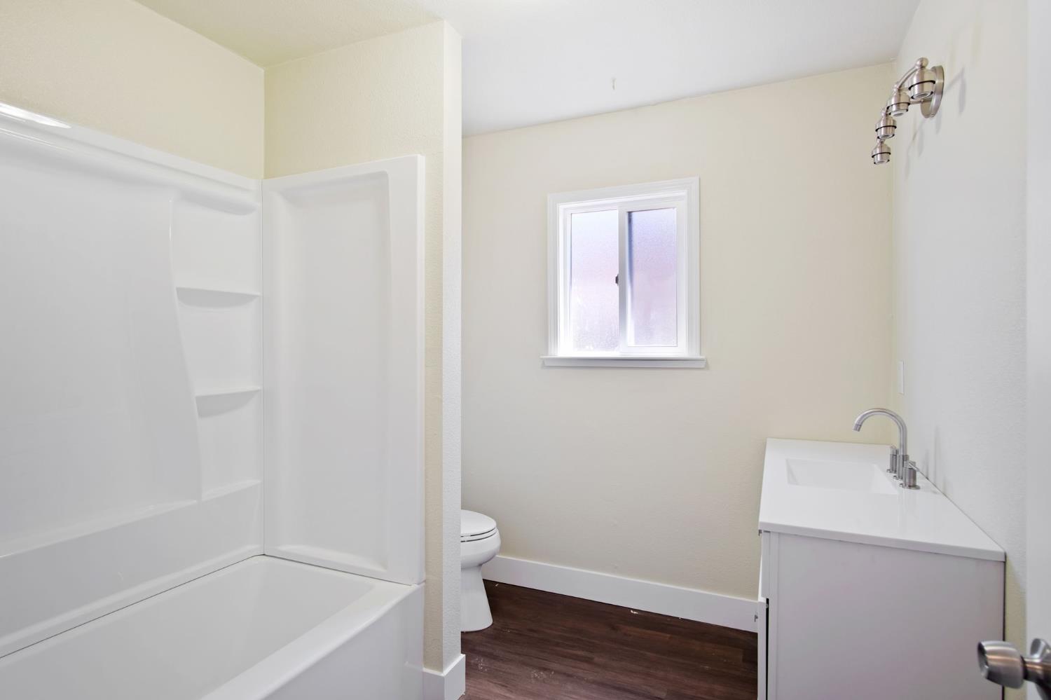Detail Gallery Image 44 of 47 For 800 Flower St, Turlock,  CA 95380 - – Beds | – Baths