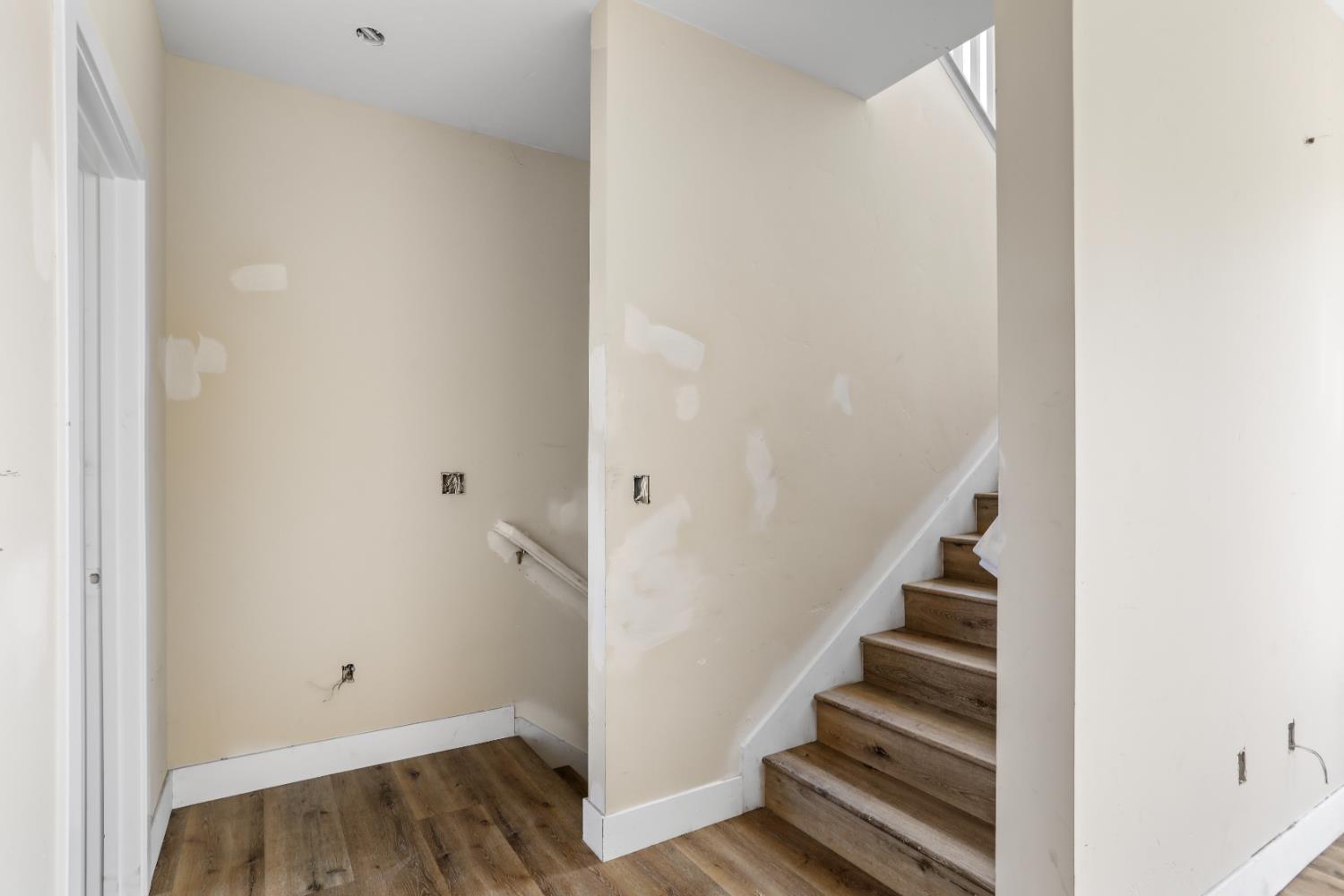 Photo #13: 225064540 Listing: Photo #13
