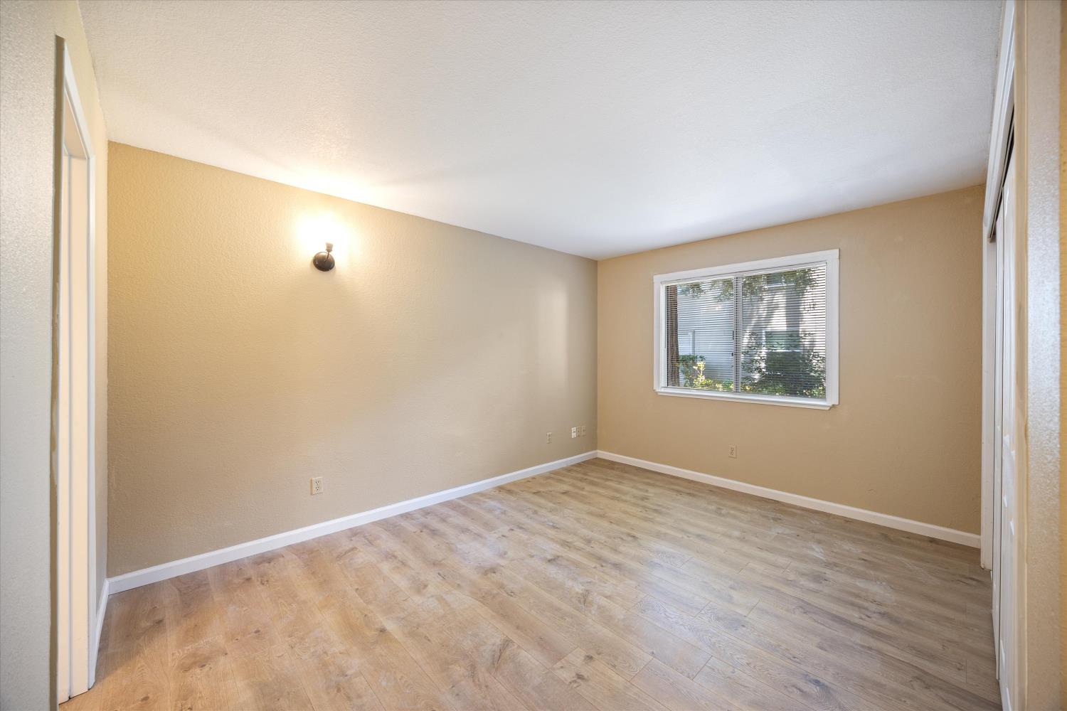 Photo #13: 225067463 Listing: Photo #13
