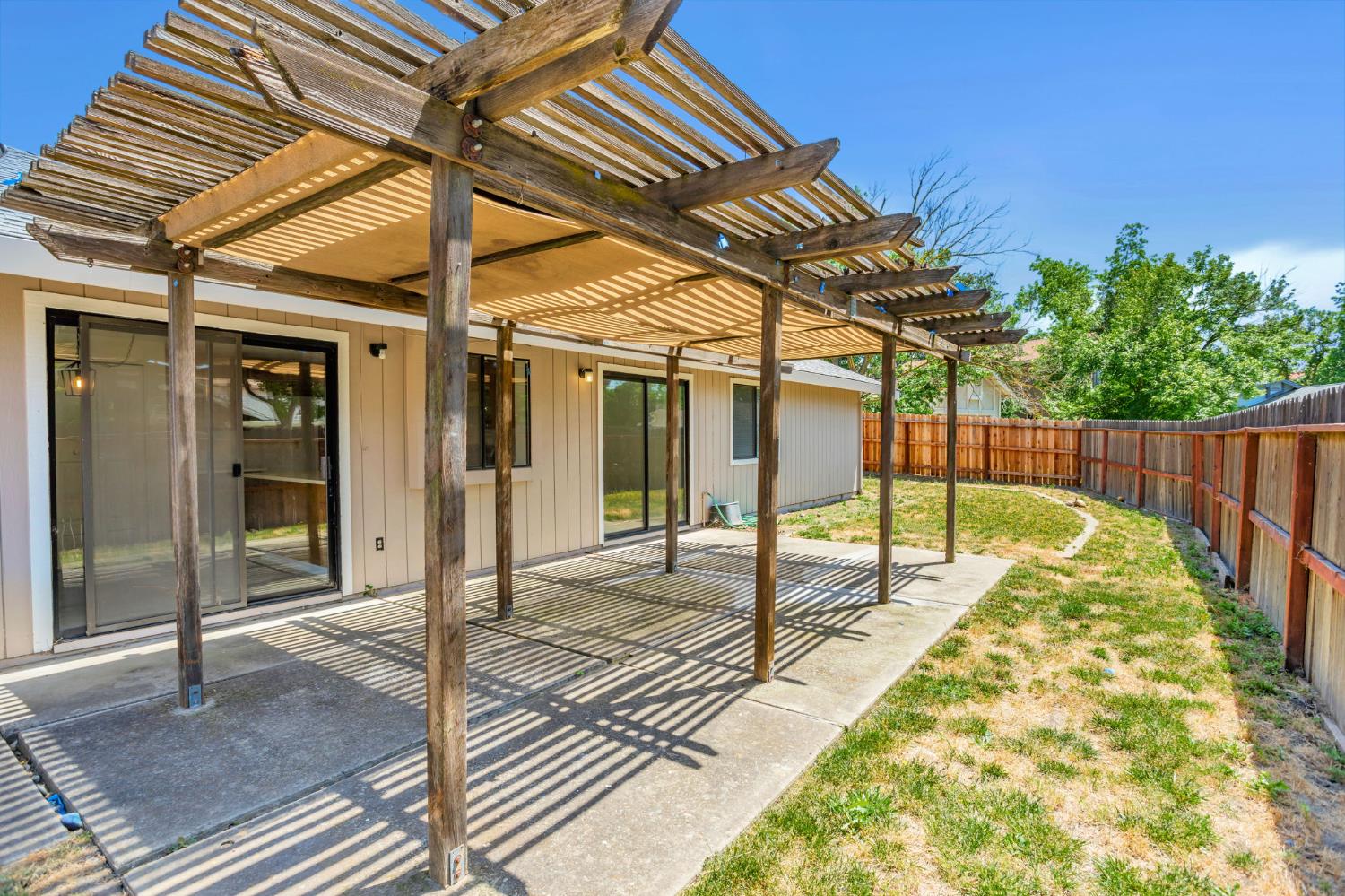 Verdure Way, Elk Grove, California image 29
