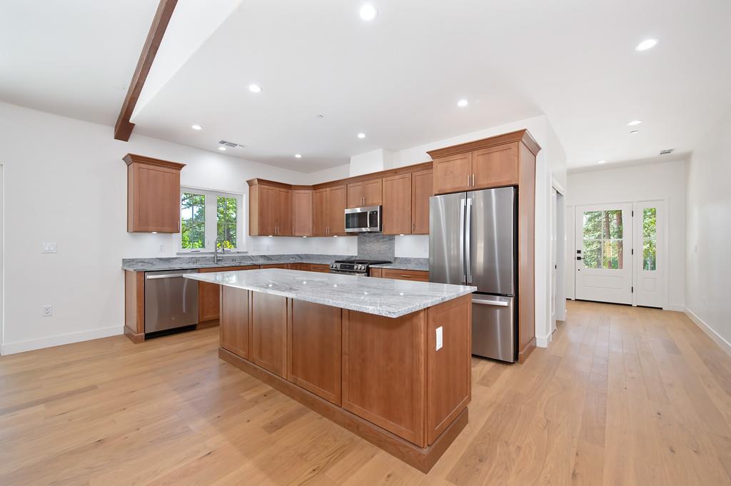 Detail Gallery Image 9 of 39 For 5569 Crestline Dr, Foresthill,  CA 95631 - 3 Beds | 2 Baths