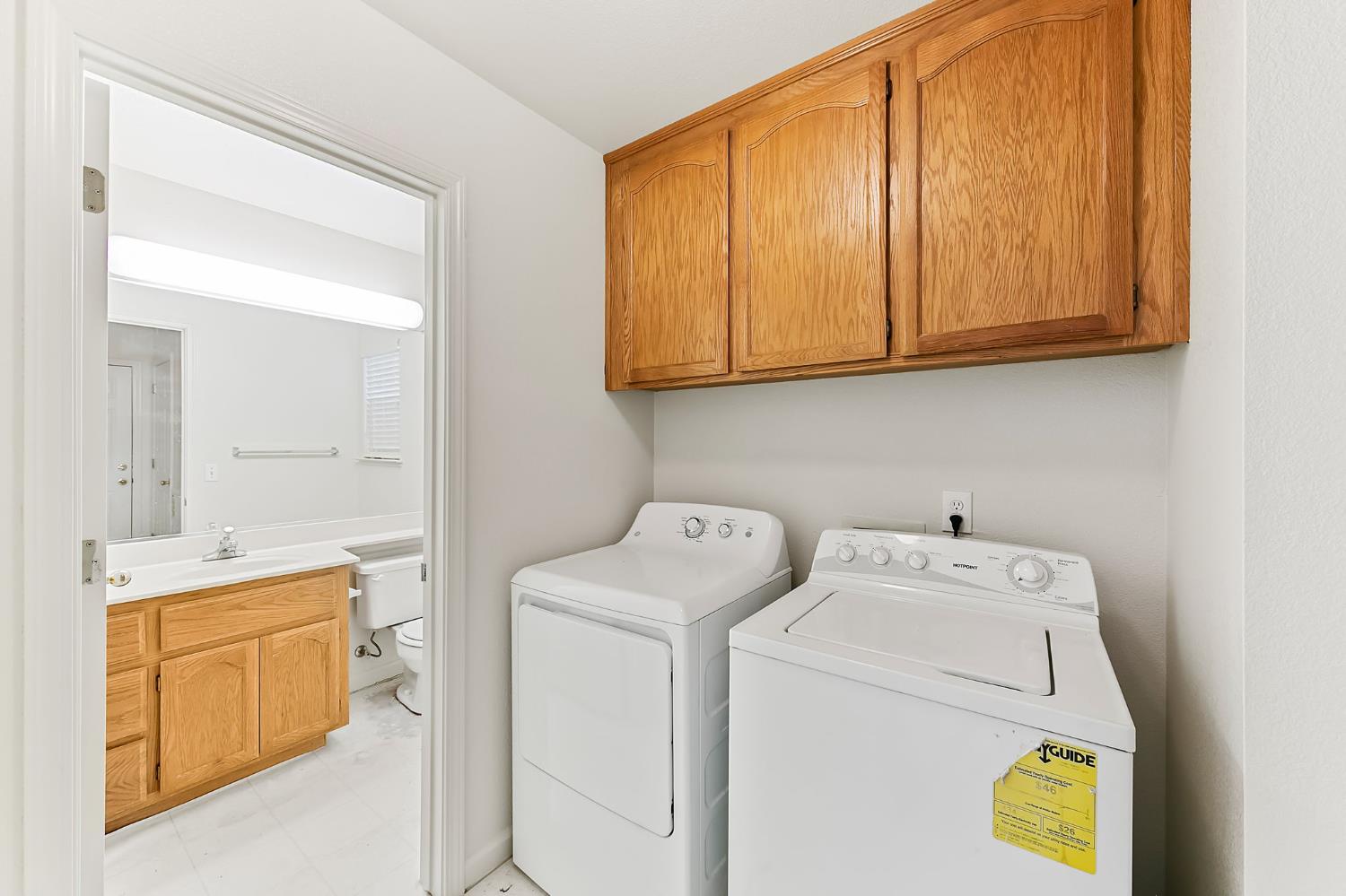 Detail Gallery Image 15 of 27 For 2434 Halsey Cir, Davis,  CA 95618 - 3 Beds | 2/1 Baths