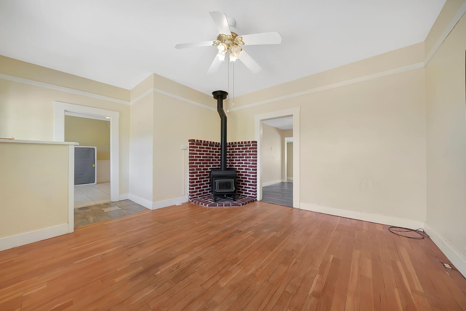 Detail Gallery Image 9 of 21 For 18391 Empire St, Plymouth,  CA 95669 - 2 Beds | 1 Baths
