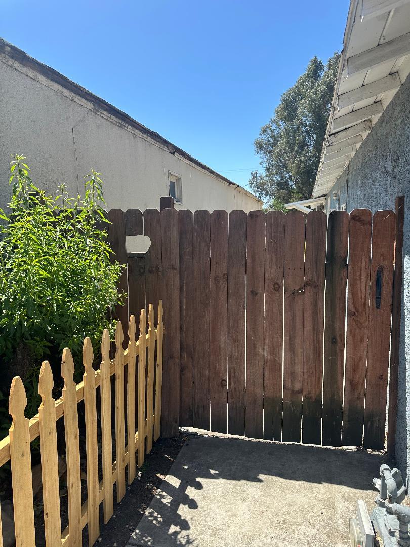Detail Gallery Image 16 of 26 For 2525 Blossom St, Dos Palos,  CA 93620 - 2 Beds | 2/1 Baths