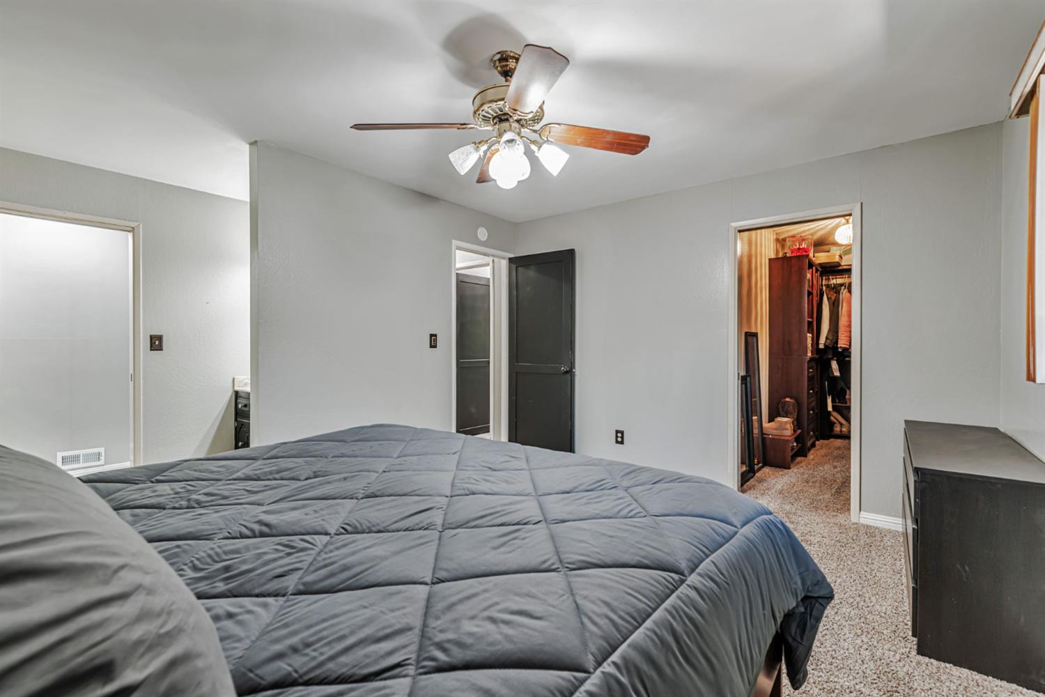 Candlestick Drive, Antioch, California image 34