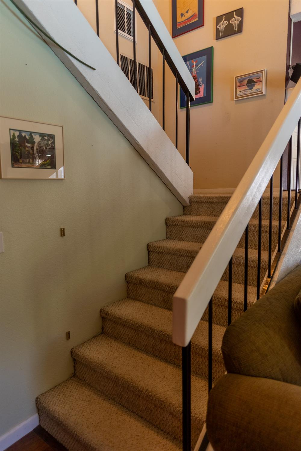 Detail Gallery Image 18 of 36 For 6109 Tremain Dr, Citrus Heights,  CA 95621 - 4 Beds | 2/1 Baths