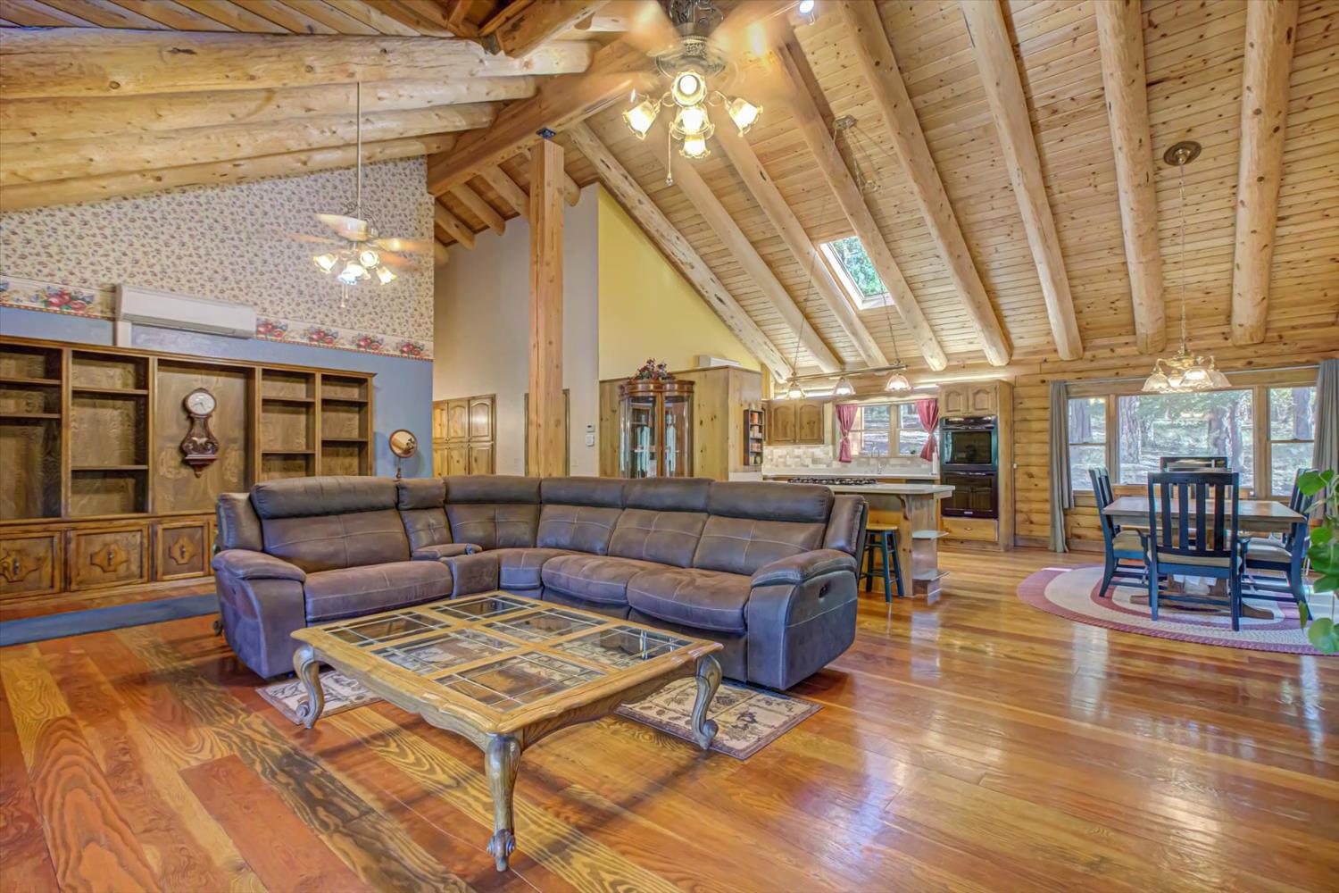 Capitol Drive, Grass Valley, California image 10