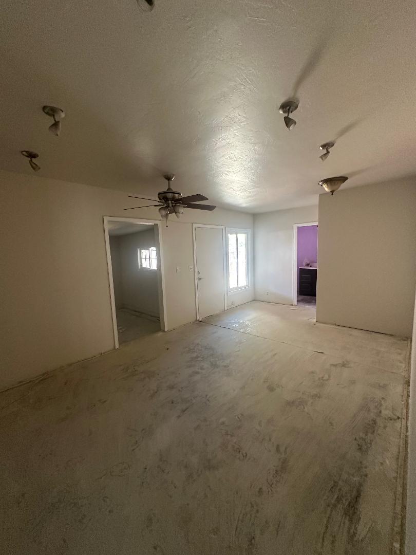 Detail Gallery Image 11 of 26 For 2525 Blossom St, Dos Palos,  CA 93620 - 2 Beds | 2/1 Baths