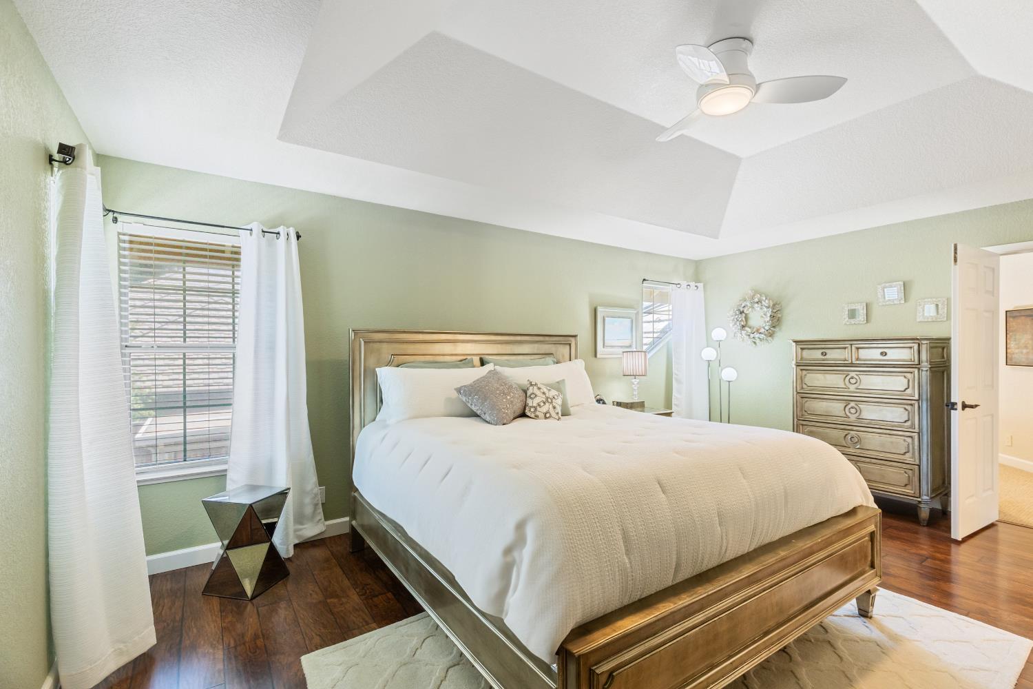 Bristol Court, Roseville, California image 15