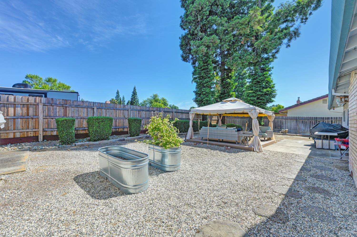 El Carrilo Court, Elk Grove, California image 33