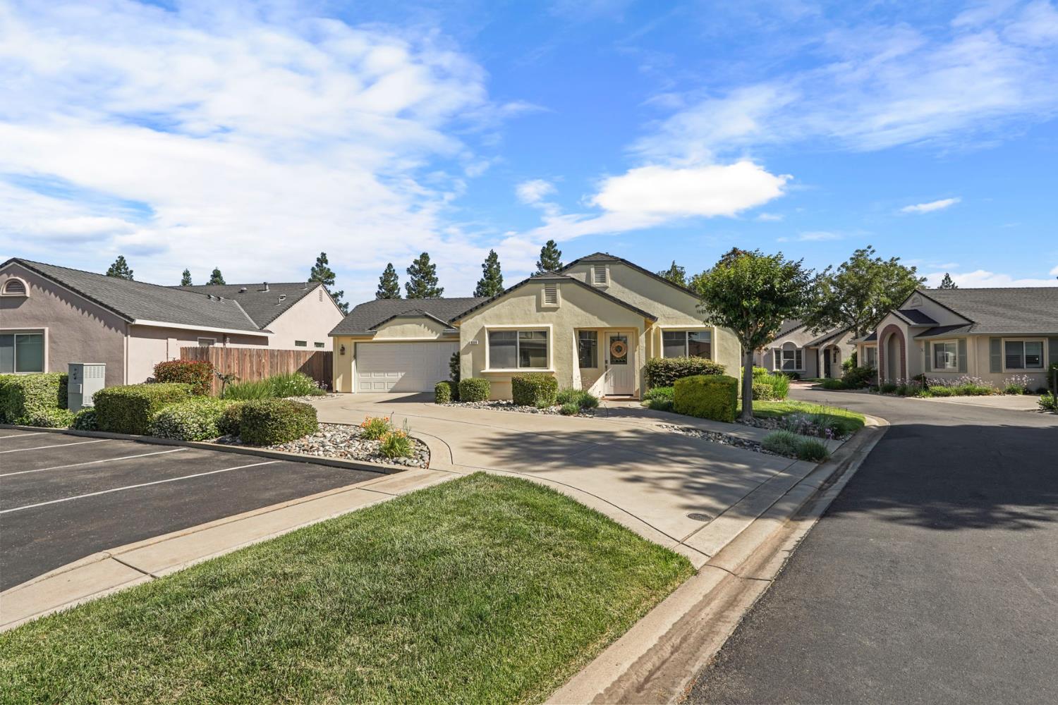 Village Drive, Galt, California image 4