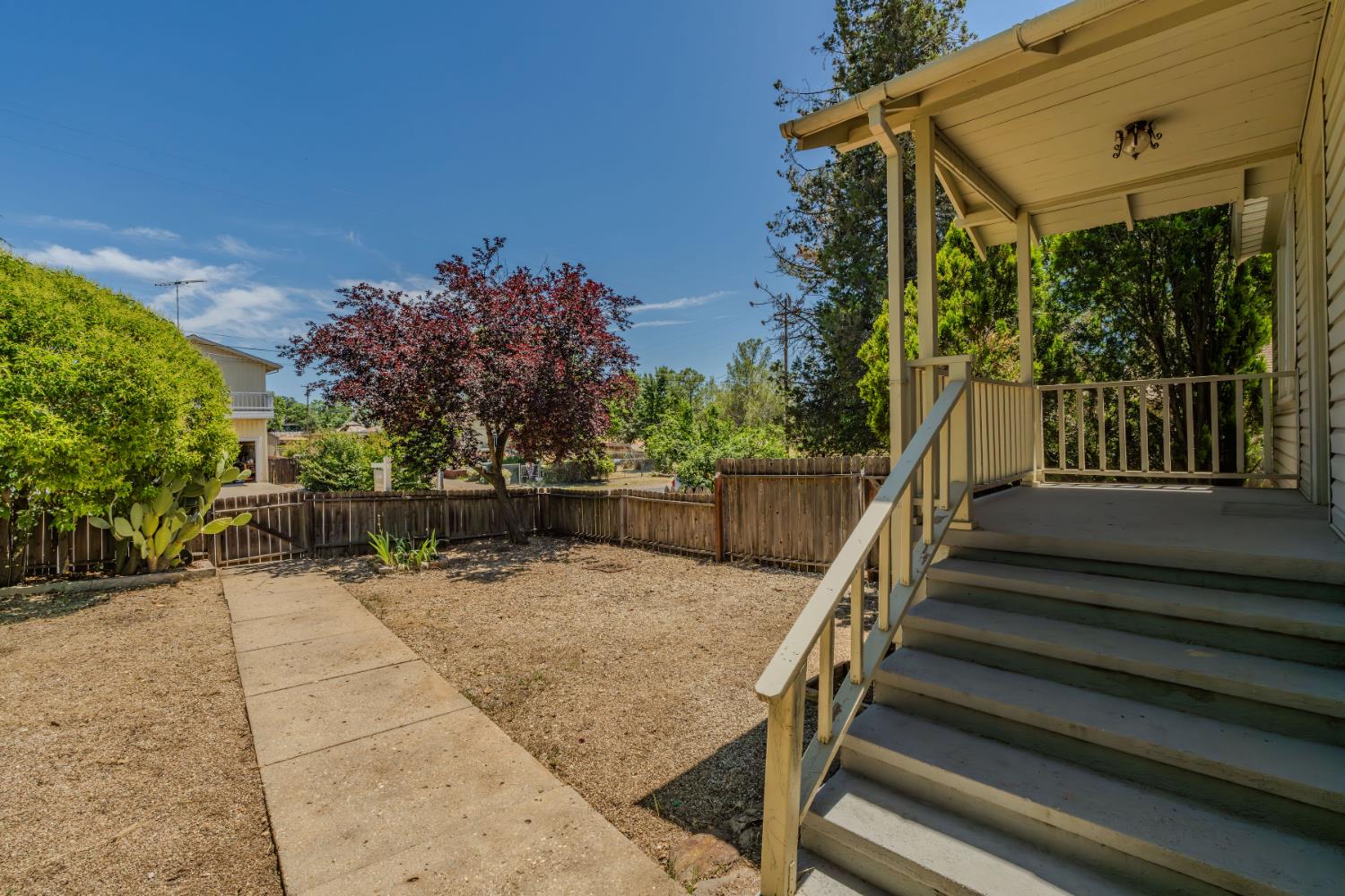 Detail Gallery Image 6 of 21 For 18391 Empire St, Plymouth,  CA 95669 - 2 Beds | 1 Baths
