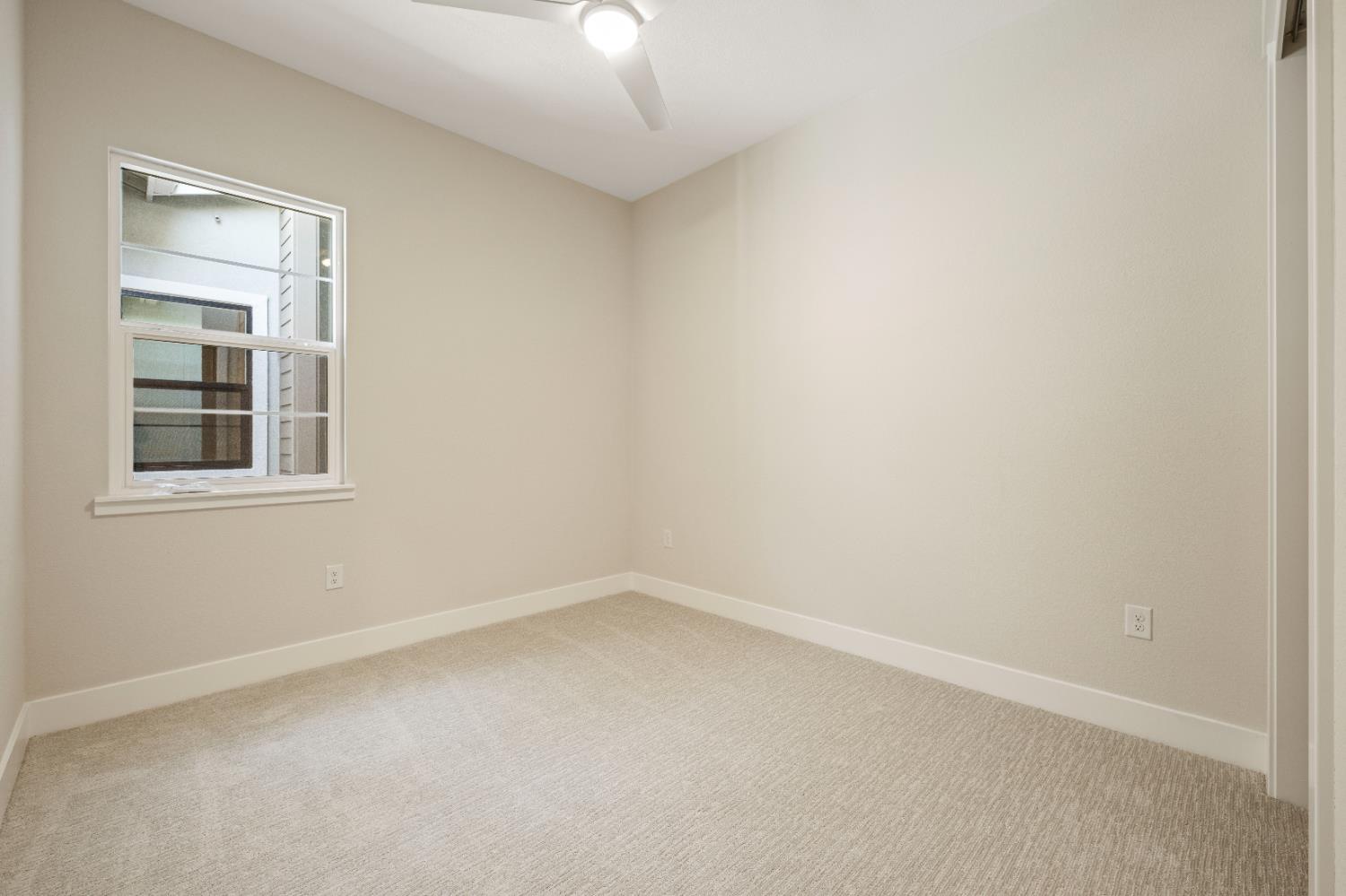 Detail Gallery Image 17 of 47 For 4901 W Hidden Crossing Cir, Granite Bay,  CA 95746 - 3 Beds | 2/1 Baths
