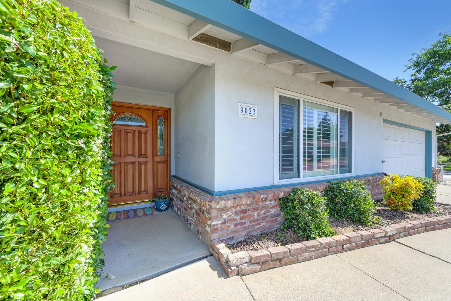 El Carrilo Court, Elk Grove, California image 6