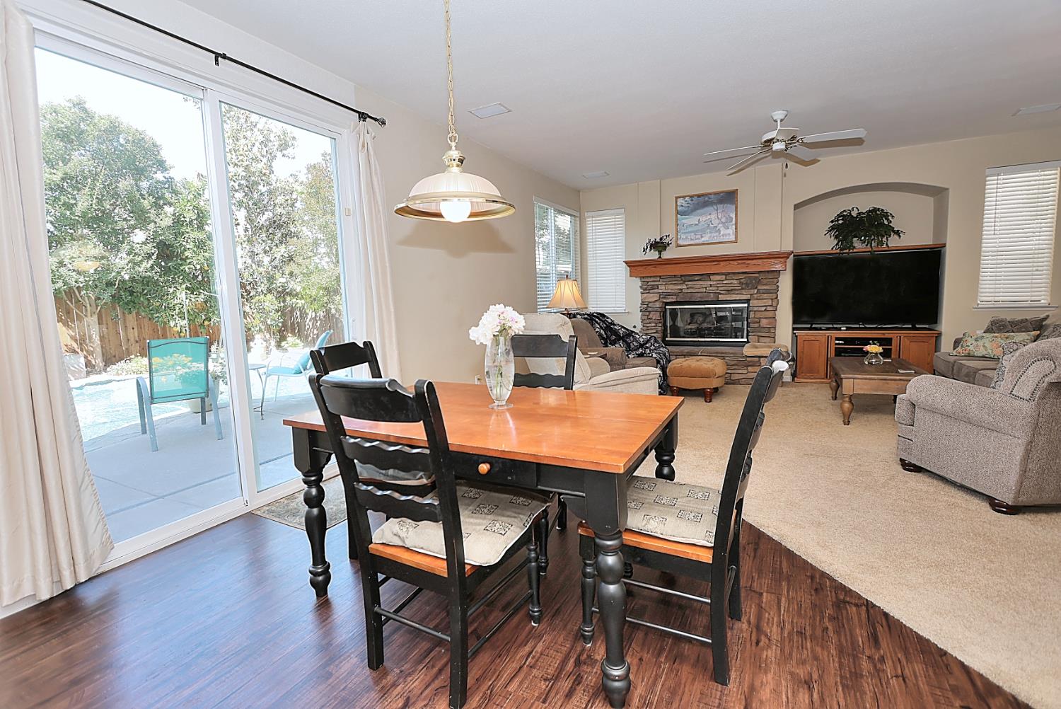 Detail Gallery Image 21 of 71 For 6817 Fox Cliff Way, Elk Grove,  CA 95758 - 4 Beds | 3 Baths
