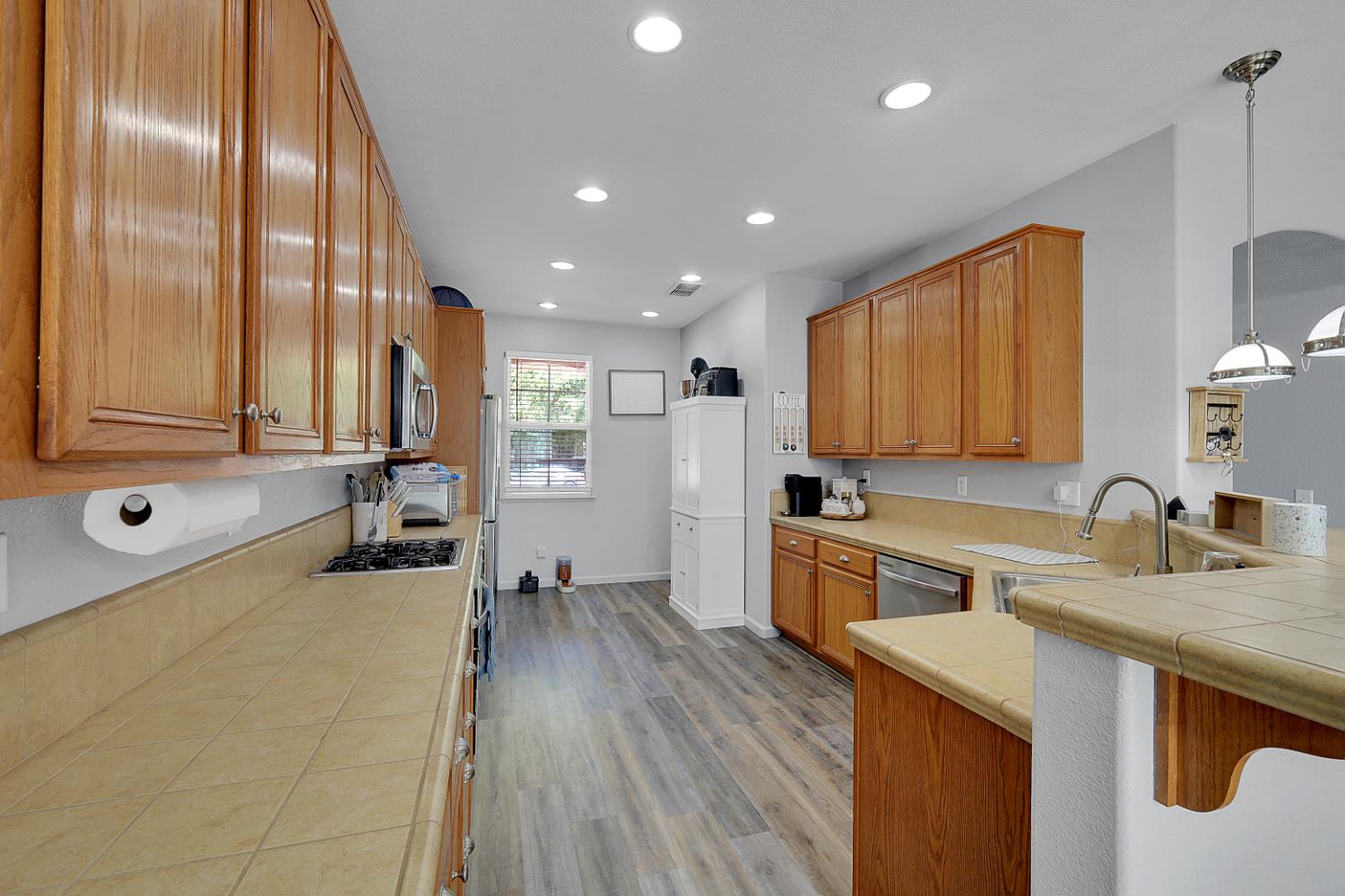 Paddington Way, Plumas Lake, California image 22