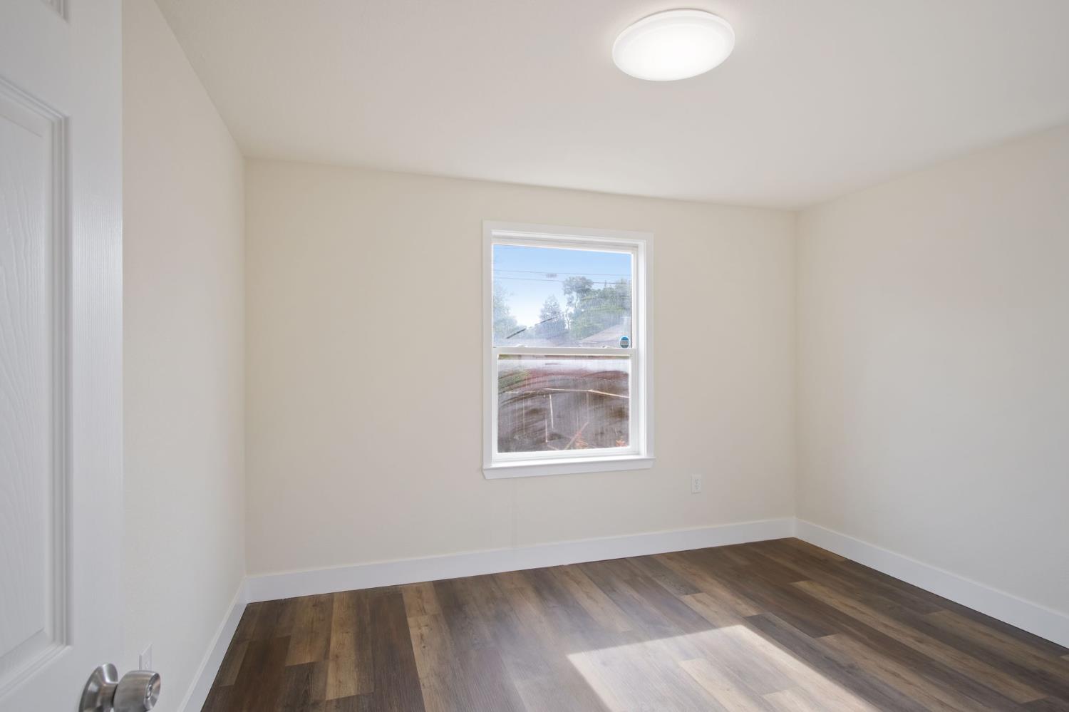 Detail Gallery Image 10 of 47 For 800 Flower St, Turlock,  CA 95380 - – Beds | – Baths