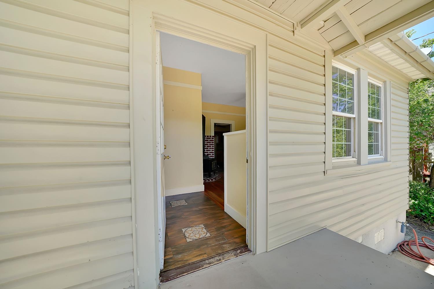 Detail Gallery Image 7 of 21 For 18391 Empire St, Plymouth,  CA 95669 - 2 Beds | 1 Baths