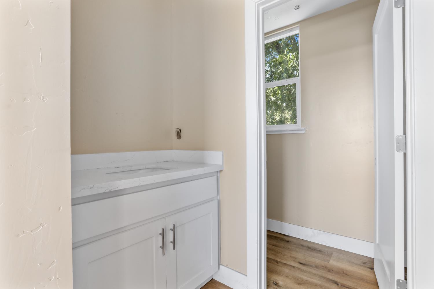 Photo #22: 225064540 Listing: Photo #22