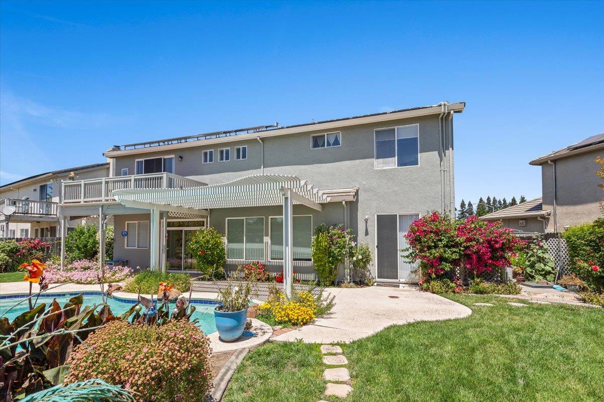 Detail Gallery Image 38 of 49 For 1902 Gerber Dr, Stockton,  CA 95209 - 4 Beds | 3/1 Baths