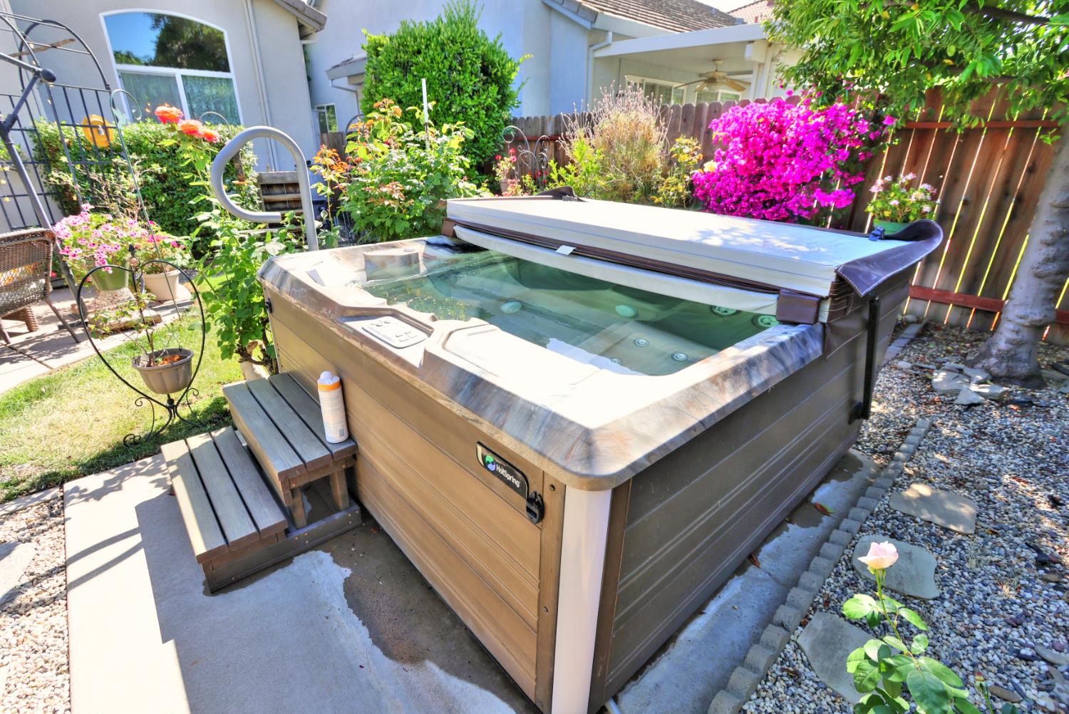 Detail Gallery Image 53 of 71 For 6817 Fox Cliff Way, Elk Grove,  CA 95758 - 4 Beds | 3 Baths