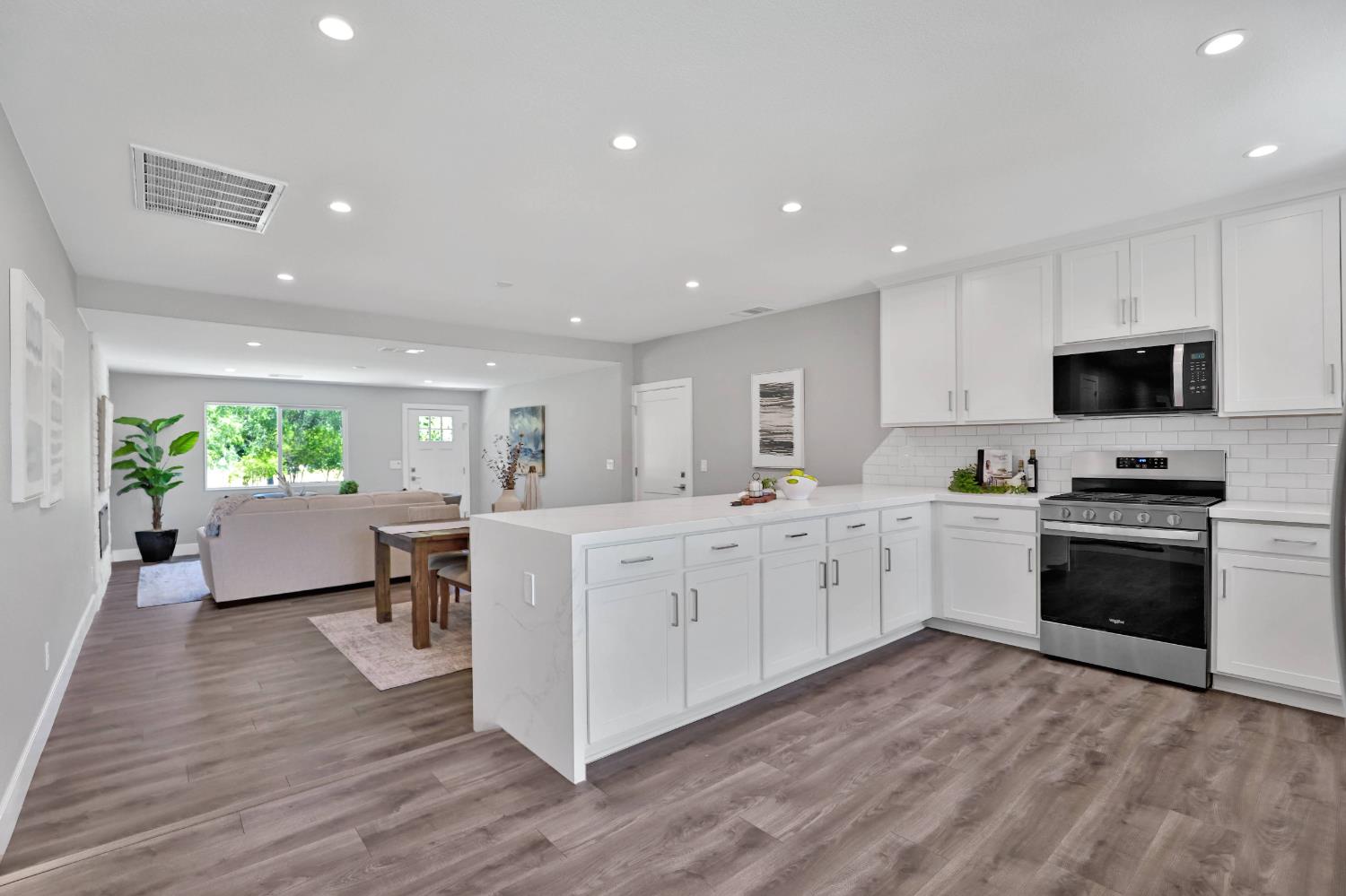 Detail Gallery Image 9 of 30 For 13041 Willow Creek Rd, Ione,  CA 95640 - 3 Beds | 2 Baths