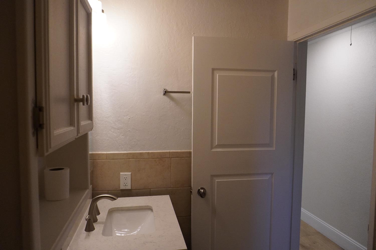 Detail Gallery Image 14 of 18 For 8021 Glen Eva Way, Citrus Heights,  CA 95610 - 3 Beds | 1 Baths