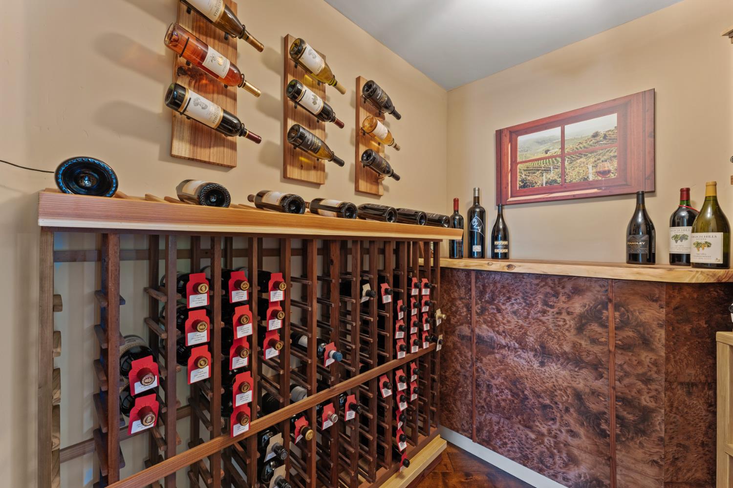 Detail Gallery Image 20 of 56 For 811 Los Molinos Way, Sacramento,  CA 95864 - 4 Beds | 4 Baths